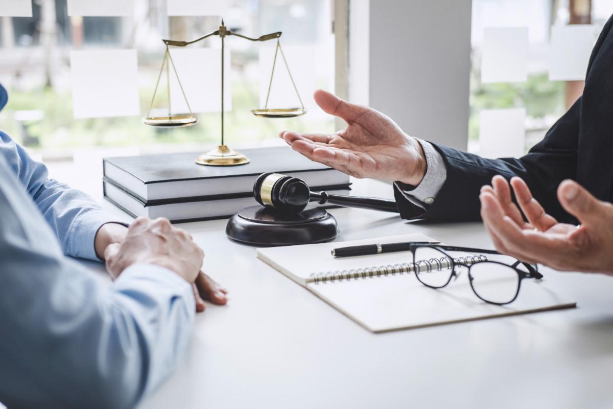 Public Defender Vs. Private Attorney:  Which is Best For You?